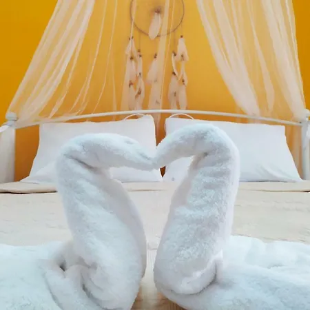 Sunday Chania 2a Apartman *