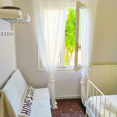 Sunday Chania 2a * Hriszí Aktí Haniá