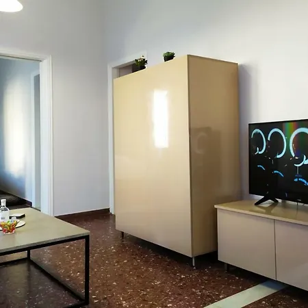 Sunday Chania 2a * Hriszí Aktí Haniá