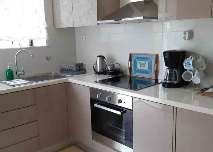 Sunday Chania 2a Apartment